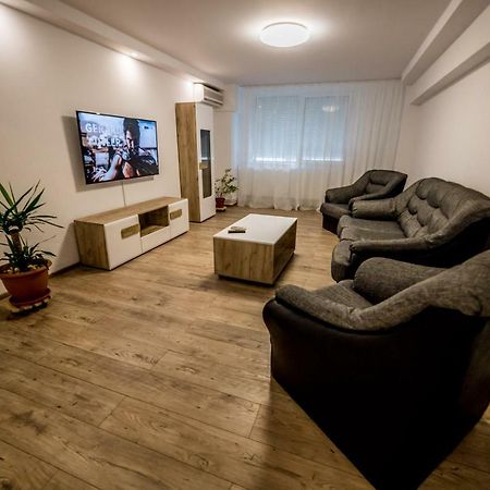 데바 Apartament Sorina Maria 아파트 외부 사진