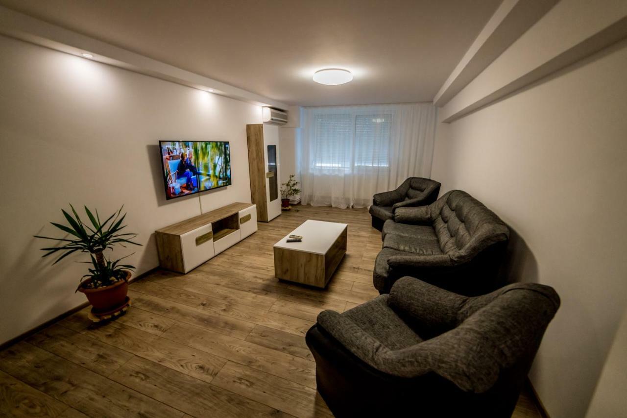 데바 Apartament Sorina Maria 아파트 외부 사진
