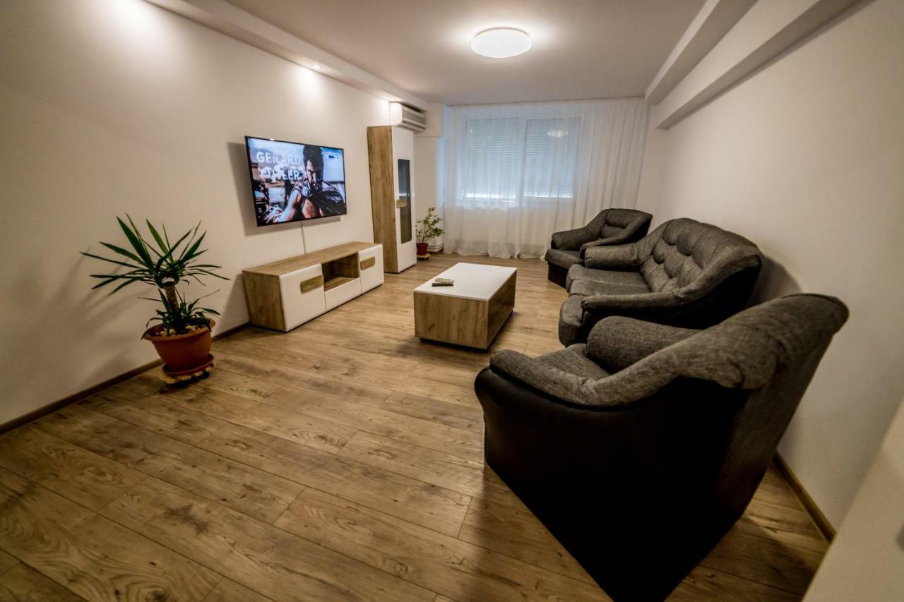 데바 Apartament Sorina Maria 아파트 외부 사진