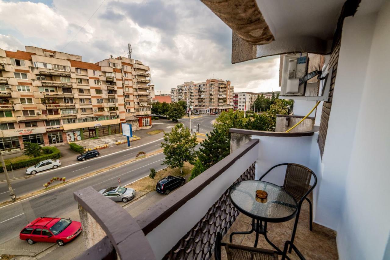 데바 Apartament Sorina Maria 아파트 외부 사진