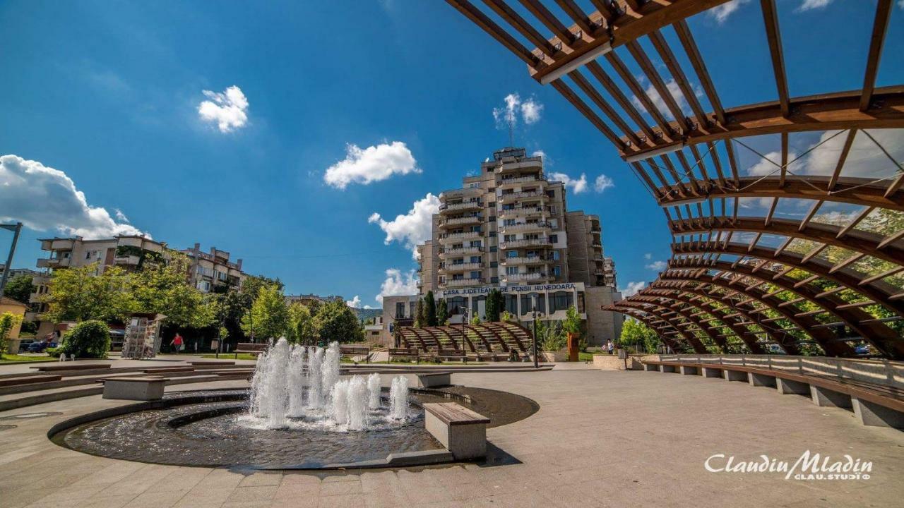 데바 Apartament Sorina Maria 아파트 외부 사진