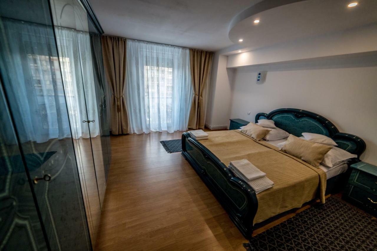 데바 Apartament Sorina Maria 아파트 외부 사진